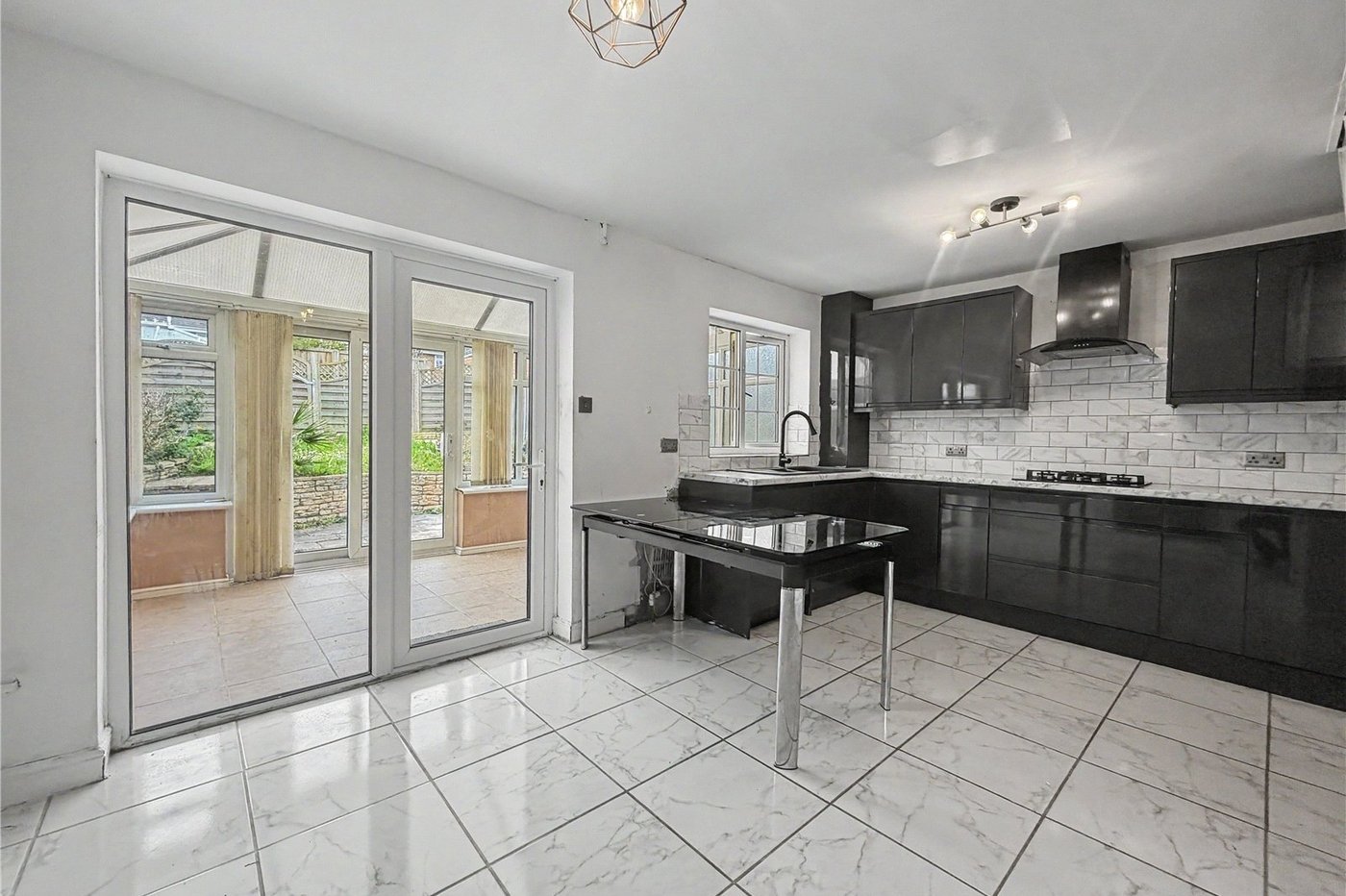 3 bedroom house for sale in Rainham | Robinson Michael & Jackson