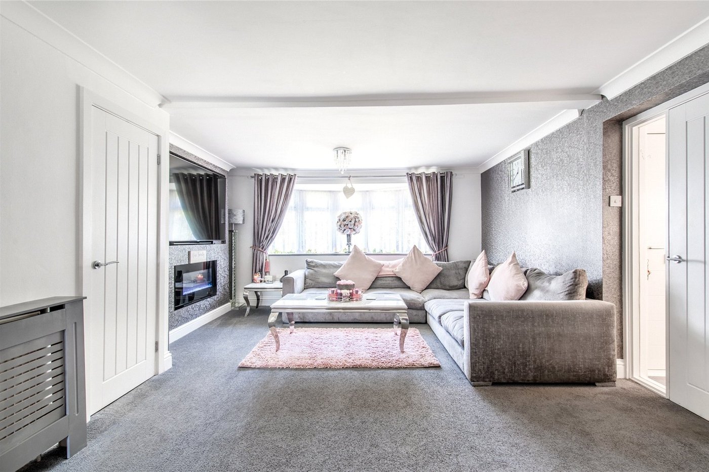 5 bedroom house for sale in Rainham | Robinson Michael & Jackson