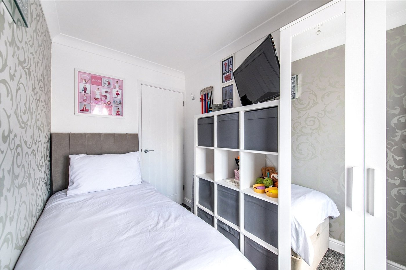 5 bedroom house for sale in Rainham | Robinson Michael & Jackson