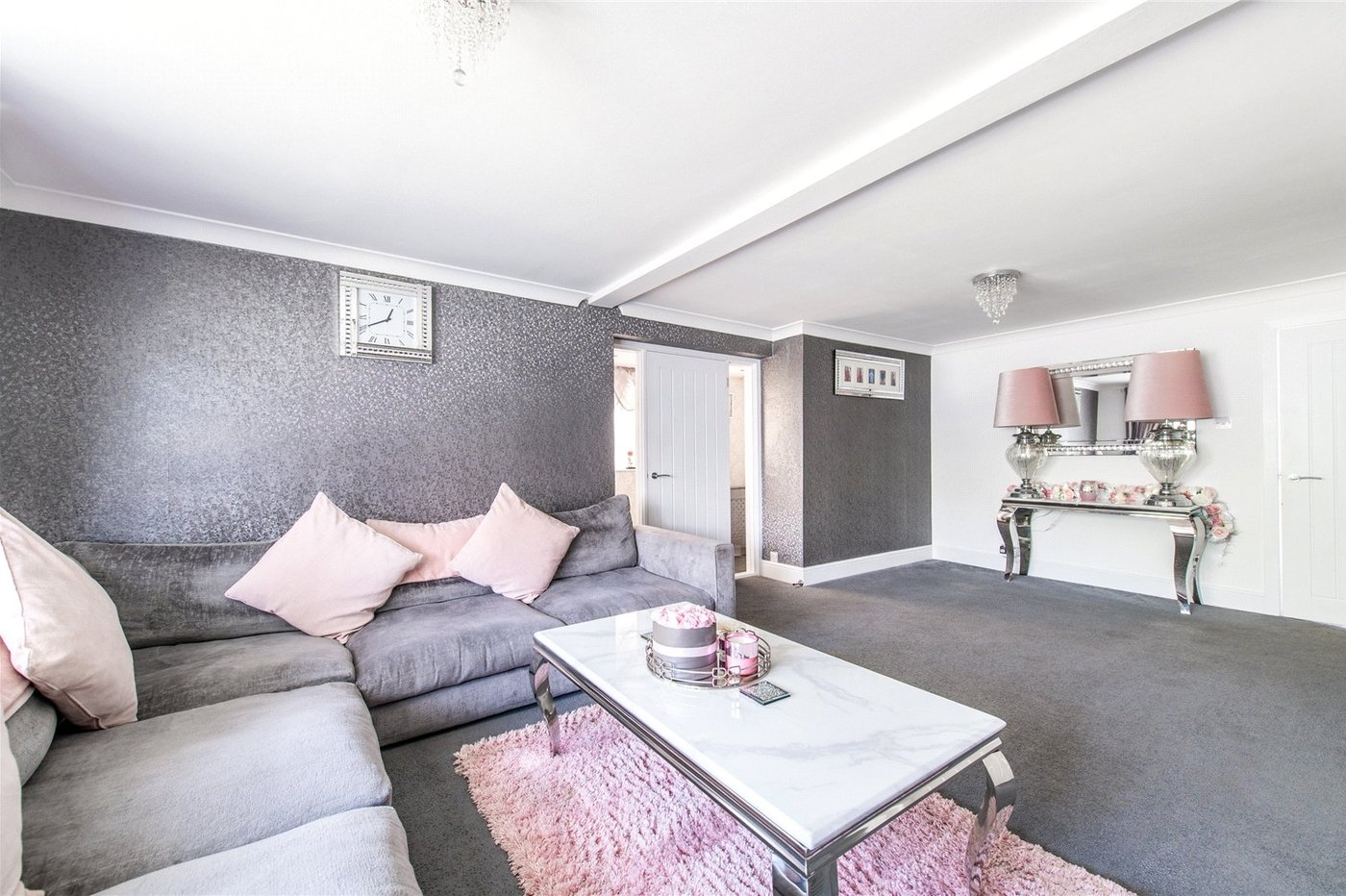 5 bedroom house for sale in Rainham | Robinson Michael & Jackson