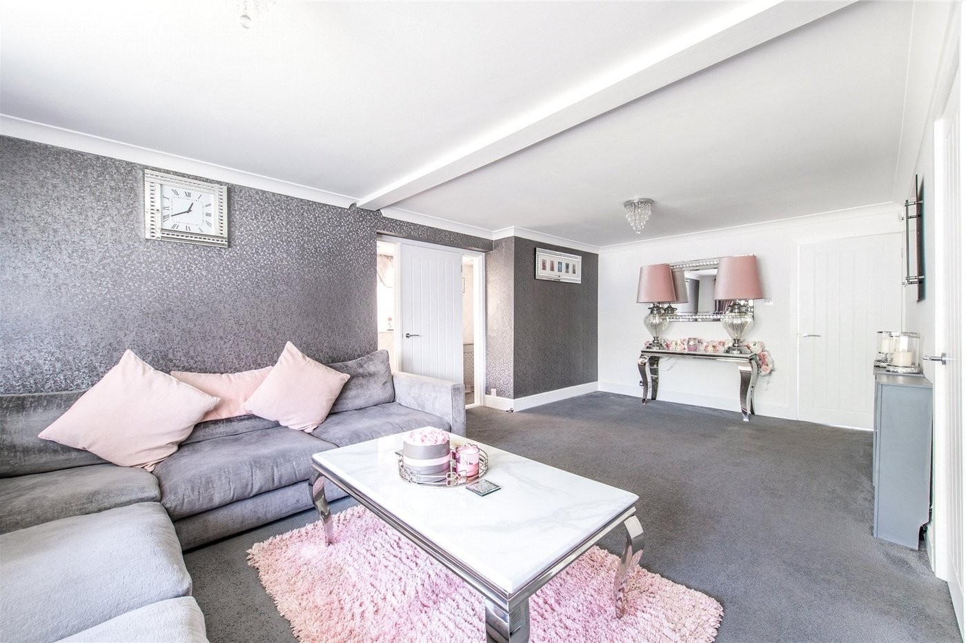 5 bedroom house for sale in Rainham | Robinson Michael & Jackson