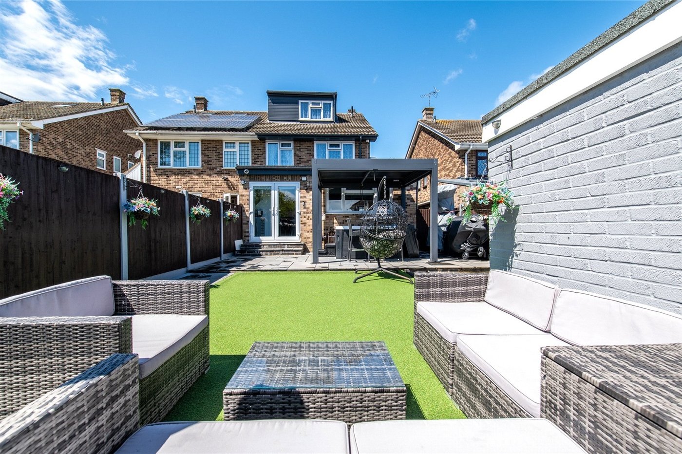 5 bedroom house for sale in Rainham | Robinson Michael & Jackson