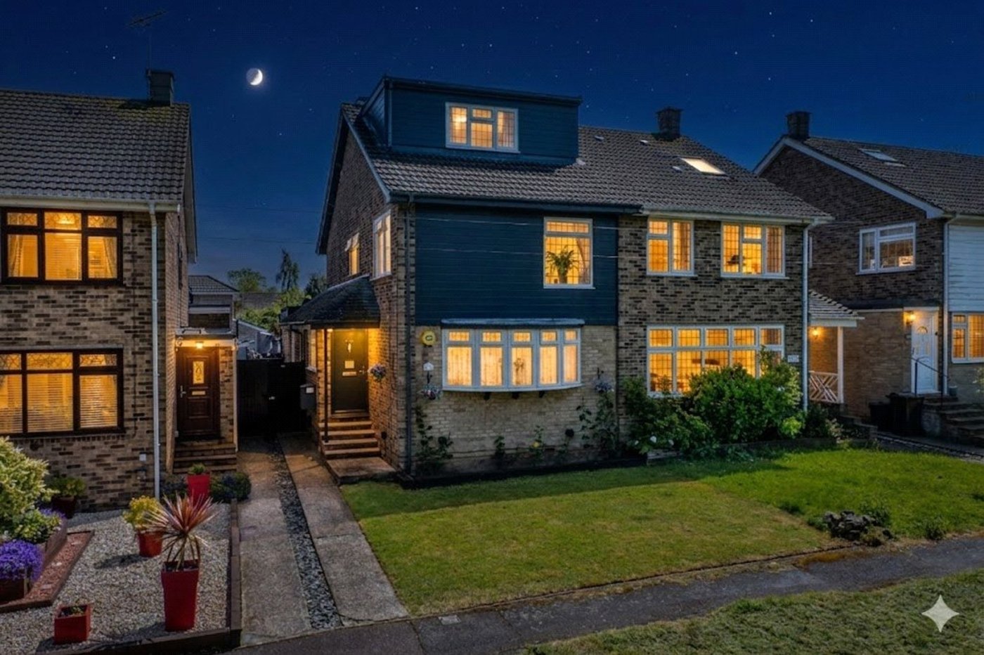 5 bedroom house for sale in Rainham | Robinson Michael & Jackson