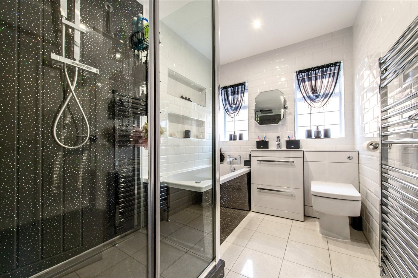 5 bedroom house for sale in Rainham | Robinson Michael & Jackson