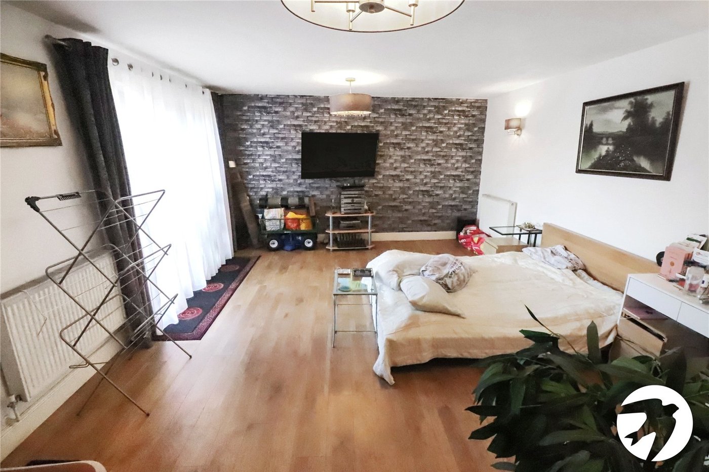 1 bedroom property for sale in London | Robinson Jackson