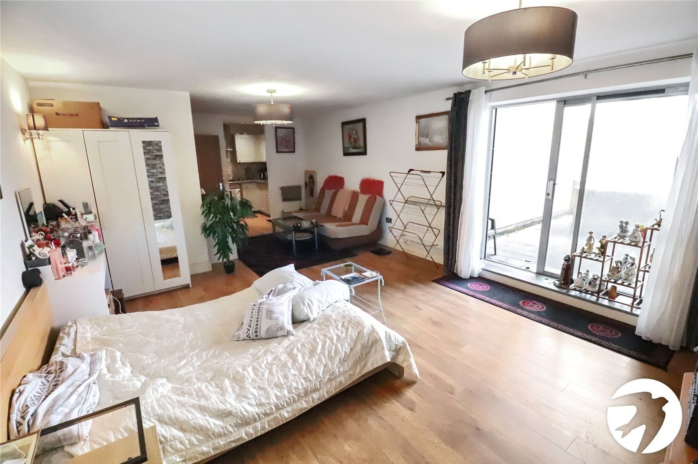 1 bedroom property for sale in London | Robinson Jackson