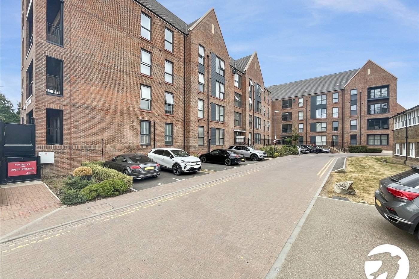 2 bedroom property for sale in Maidstone | Robinson Michael & Jackson