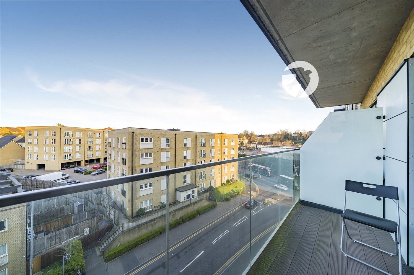 2 bedroom property for sale in Dartford | Robinson Jackson