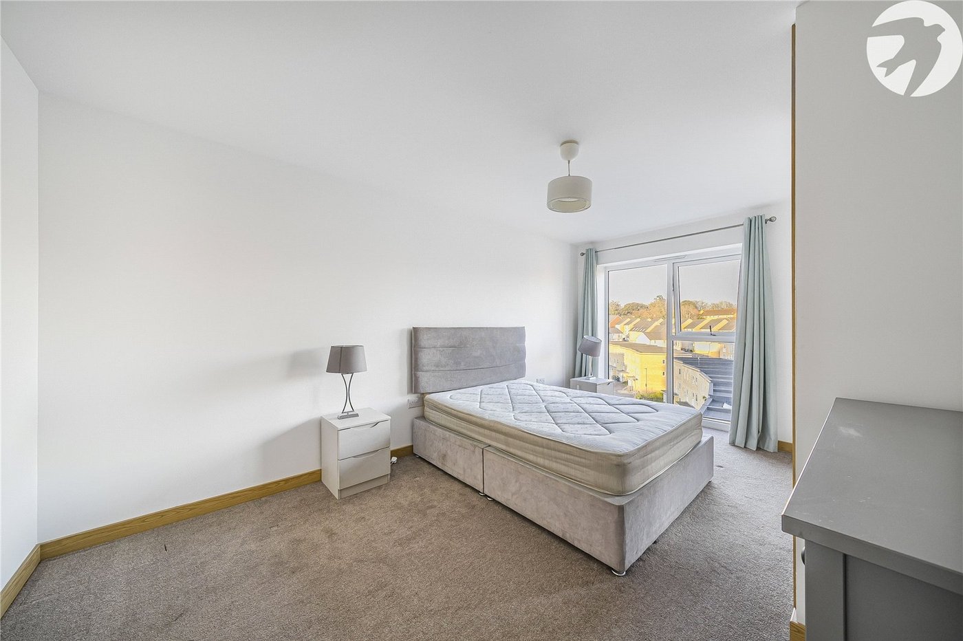 2 bedroom property for sale in Dartford | Robinson Jackson