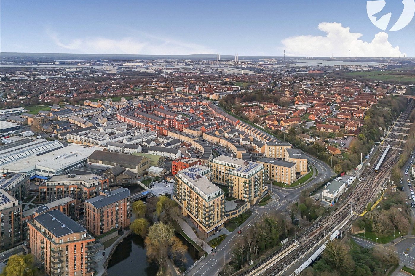 2 bedroom property for sale in Dartford | Robinson Jackson