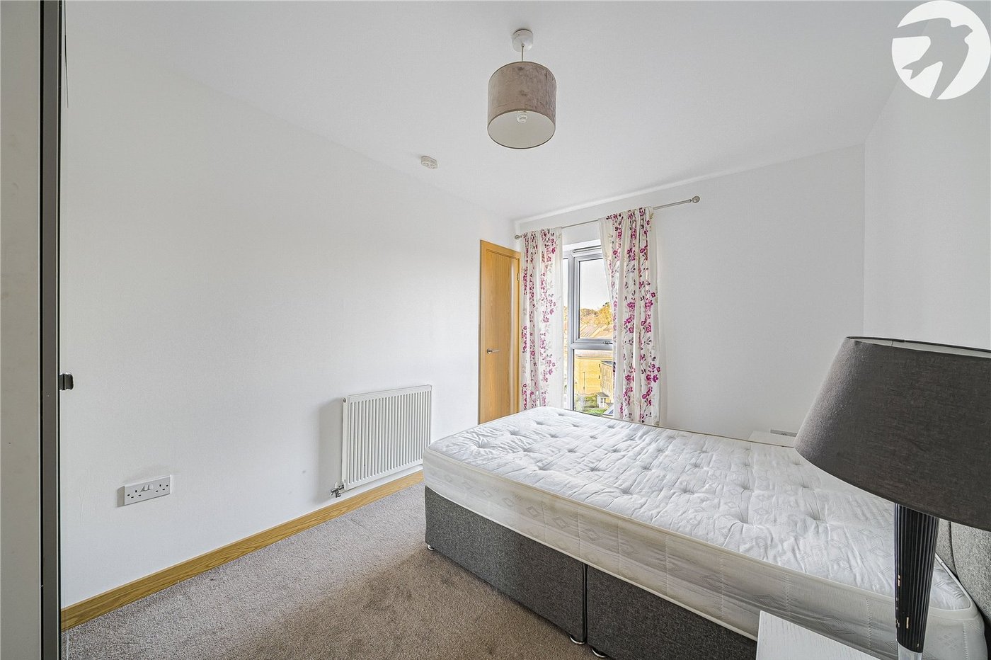 2 bedroom property for sale in Dartford | Robinson Jackson