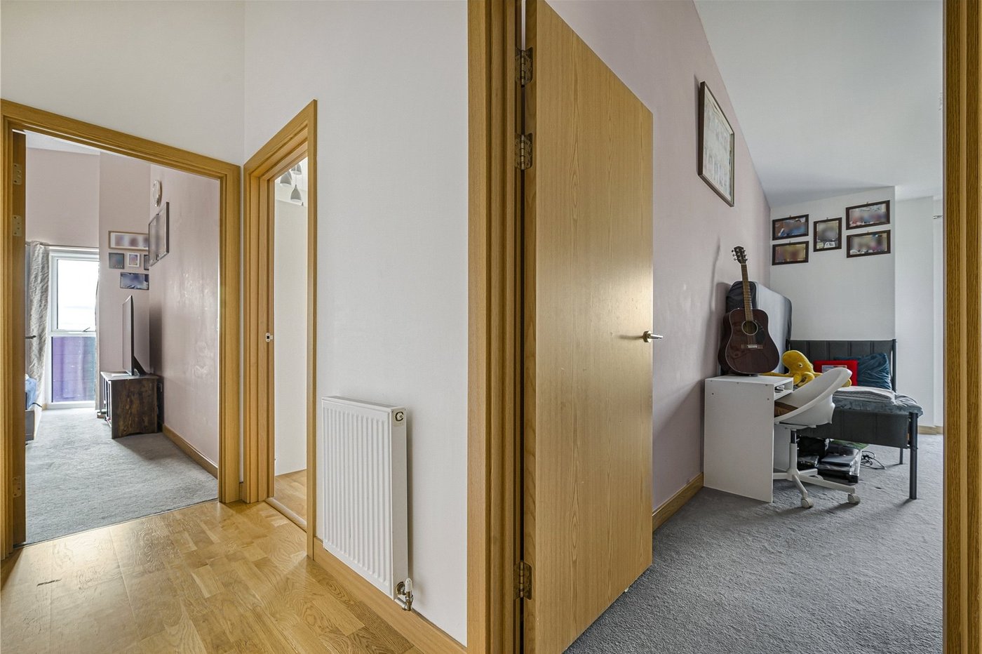 2 bedroom property for sale in Dartford | Robinson Jackson