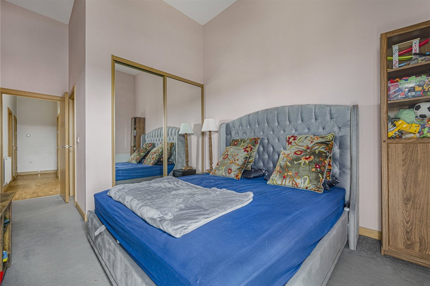 2 bedroom property for sale in Dartford | Robinson Jackson