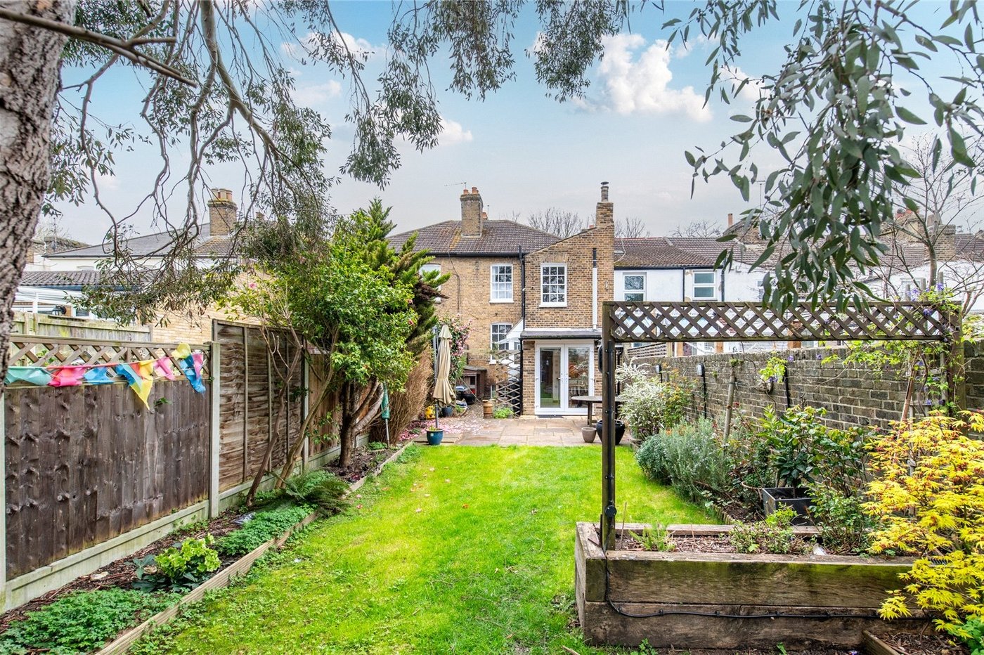 5 bedroom property for sale in Gillingham | Robinson Michael & Jackson
