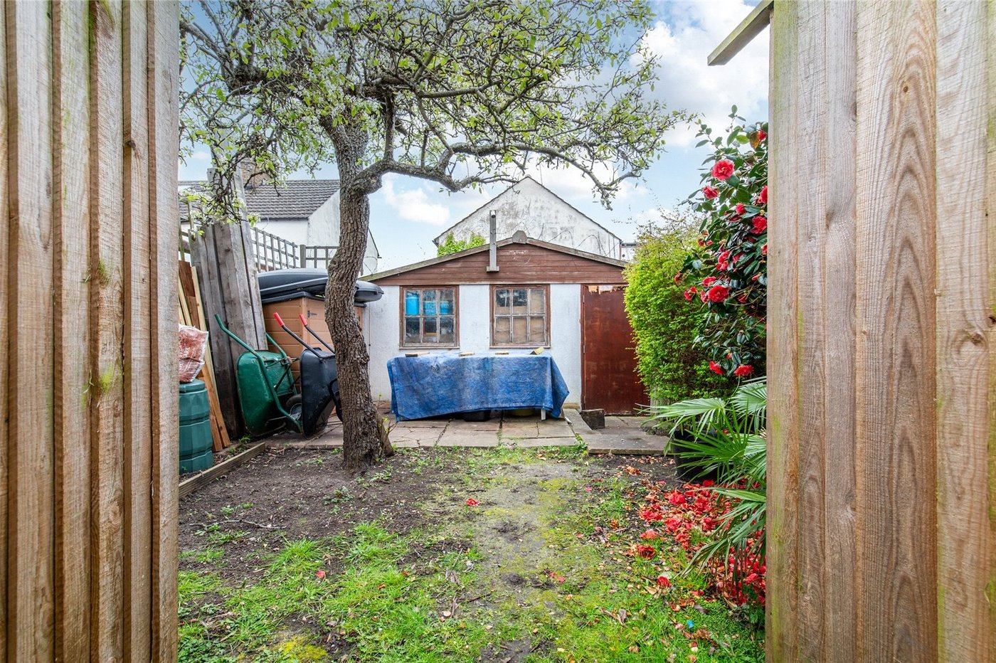 5 bedroom property for sale in Gillingham | Robinson Michael & Jackson