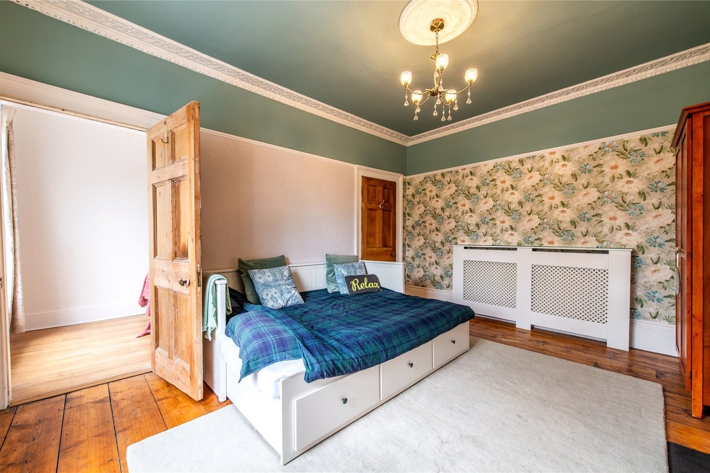 5 bedroom property for sale in Gillingham | Robinson Michael & Jackson