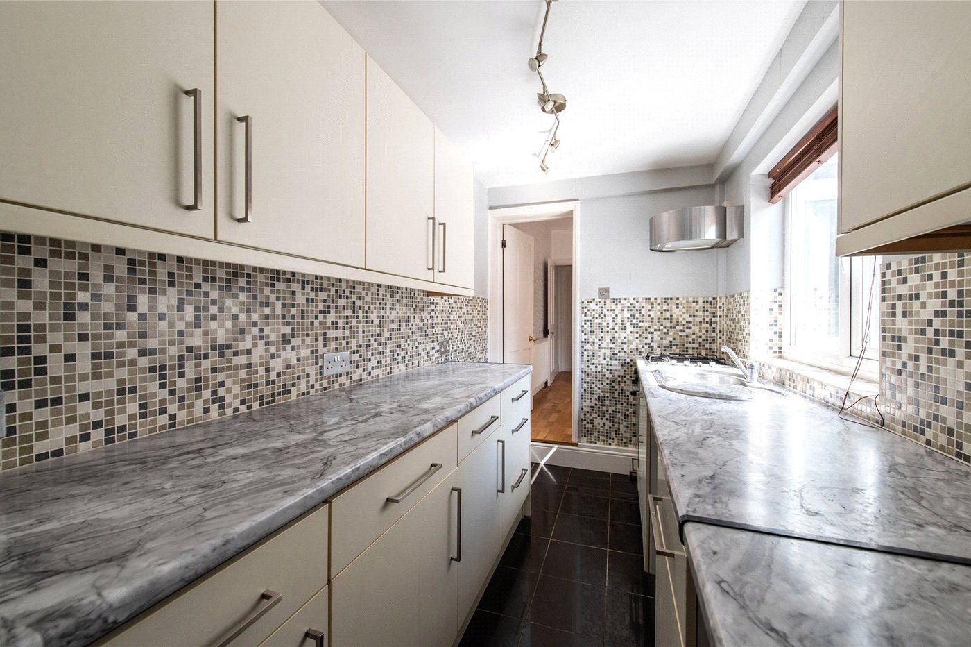 2 bedroom house for sale in Northfleet | Robinson Michael & Jackson