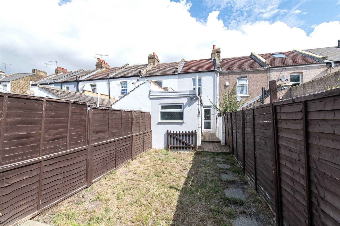 2 bedroom house for sale in Northfleet | Robinson Michael & Jackson