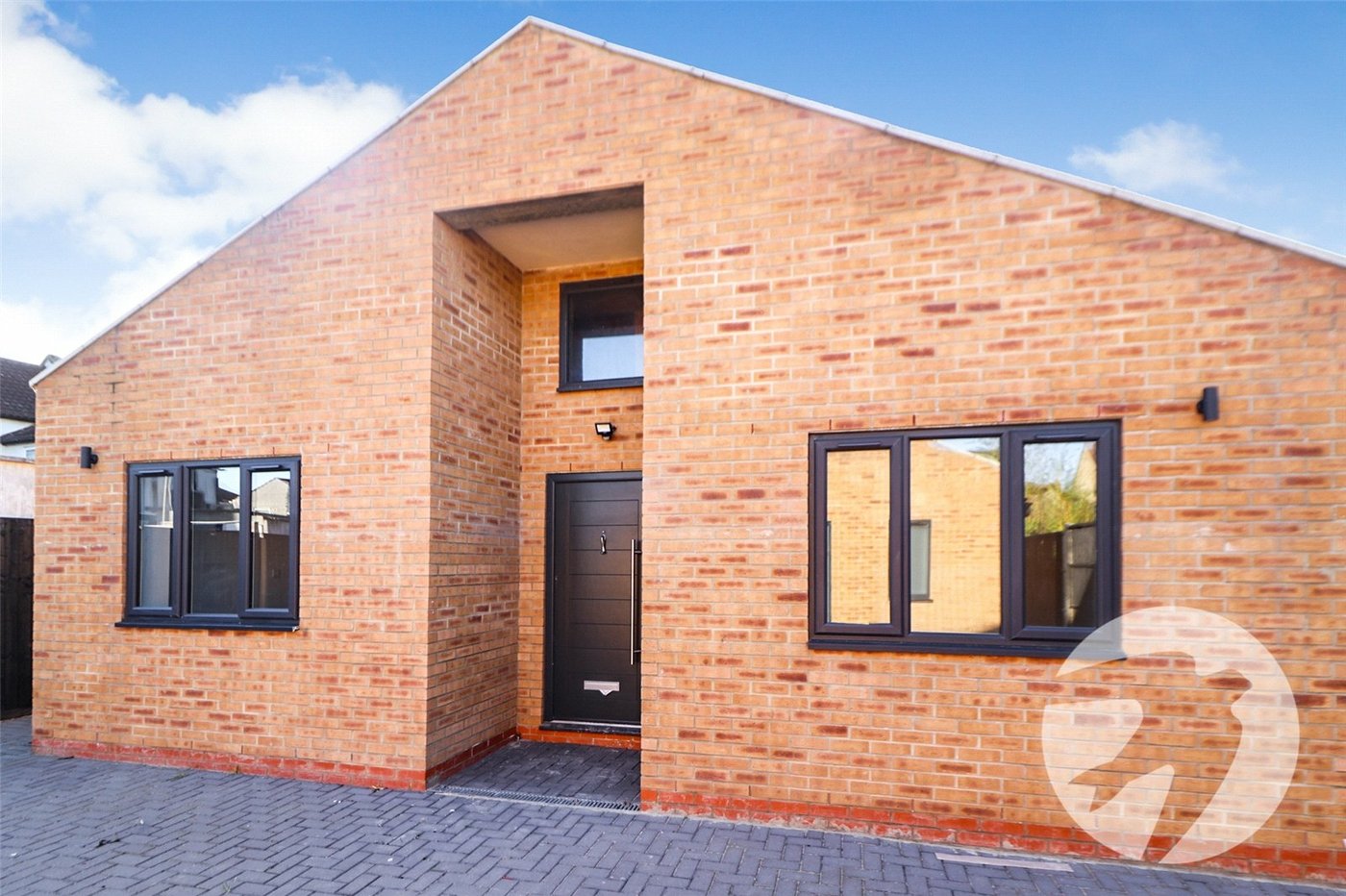 2 bedroom bungalow for sale in Northumberland Heath | Robinson Jackson