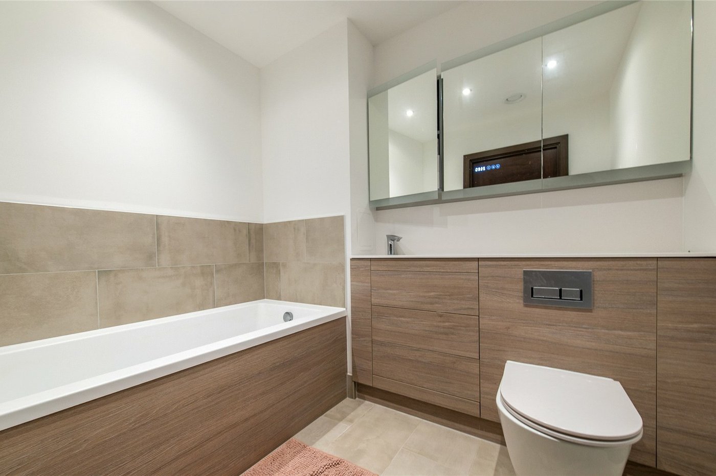 2 bedroom property for sale in Maidstone | Robinson Michael & Jackson