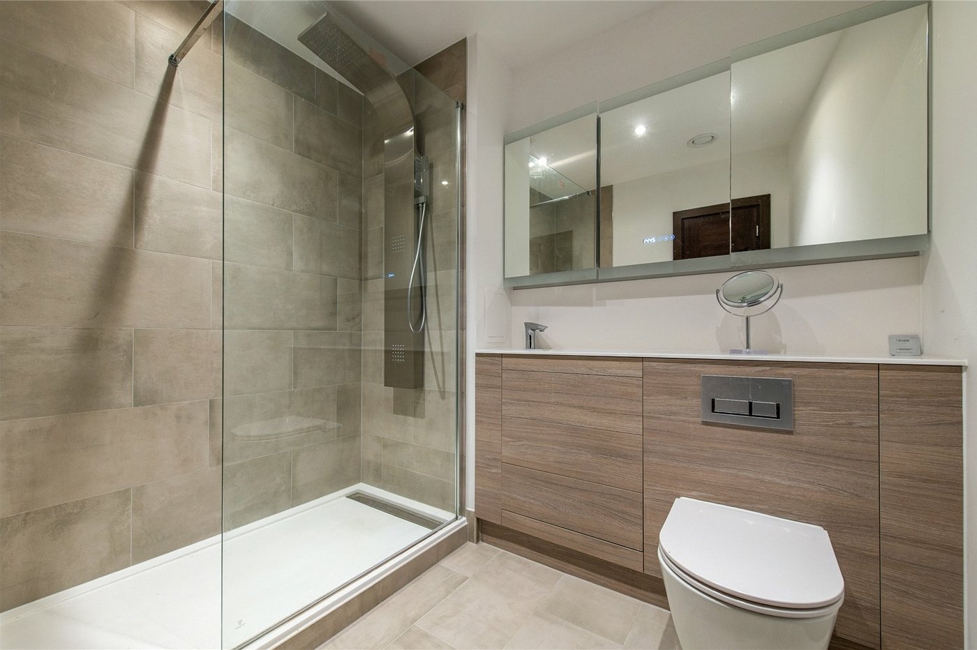 2 bedroom property for sale in Maidstone | Robinson Michael & Jackson