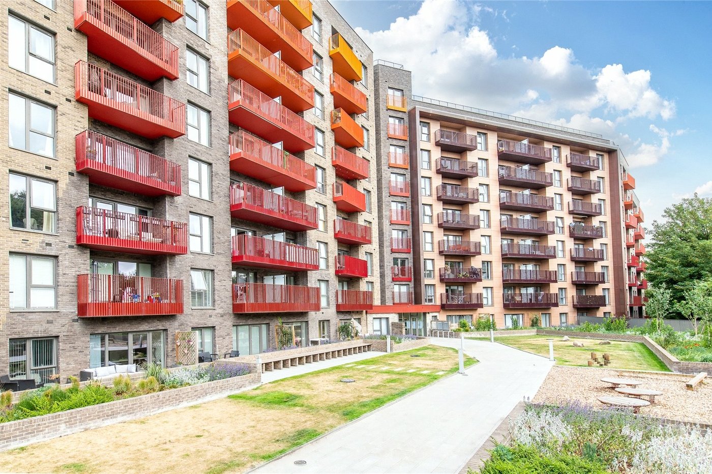 2 bedroom property for sale in Maidstone | Robinson Michael & Jackson