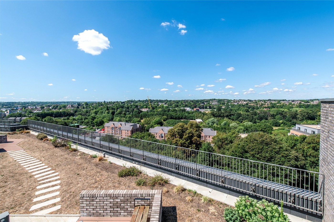 2 bedroom property for sale in Maidstone | Robinson Michael & Jackson