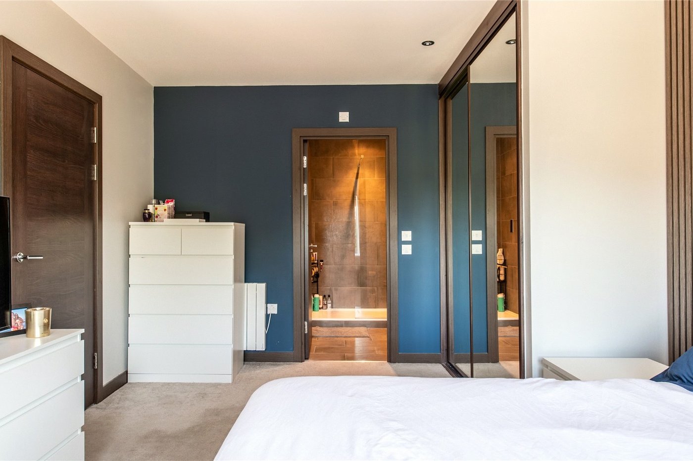 2 bedroom property for sale in Maidstone | Robinson Michael & Jackson