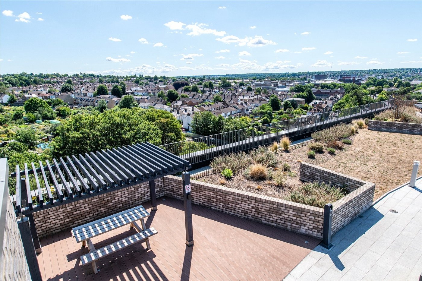 2 bedroom property for sale in Maidstone | Robinson Michael & Jackson