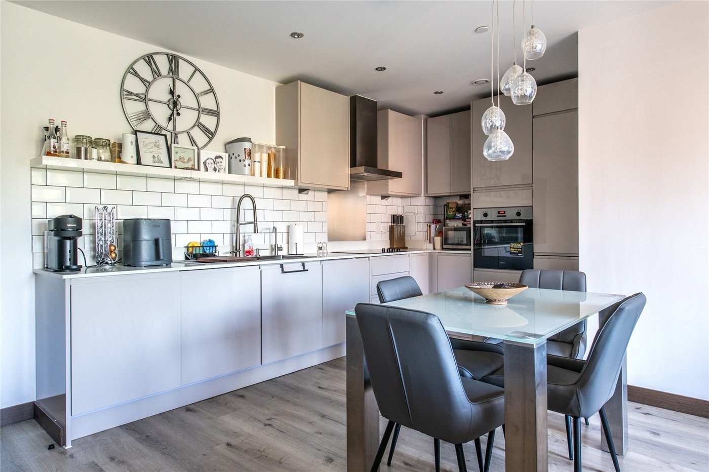 2 bedroom property for sale in Maidstone | Robinson Michael & Jackson