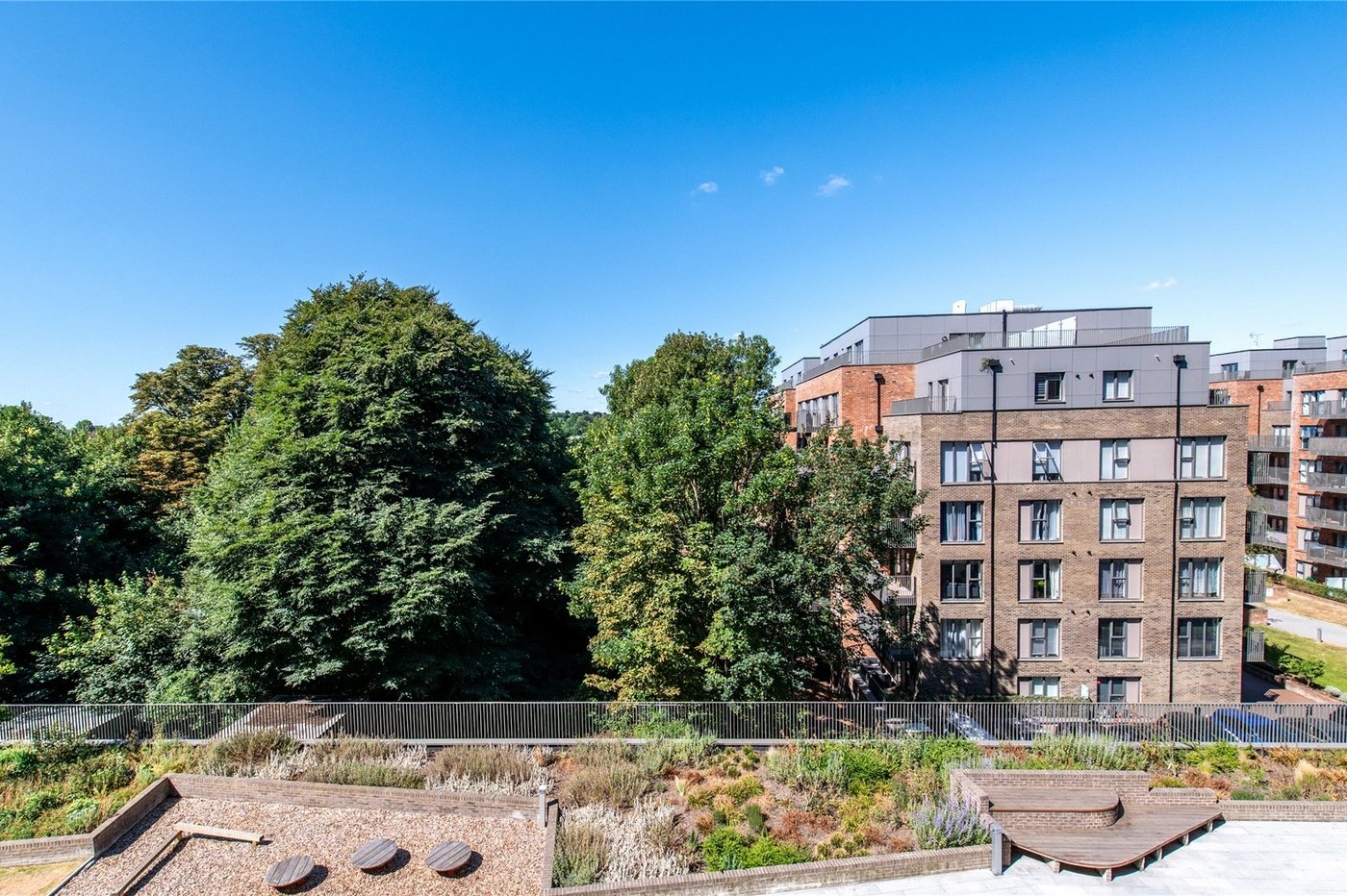 2 bedroom property for sale in Maidstone | Robinson Michael & Jackson