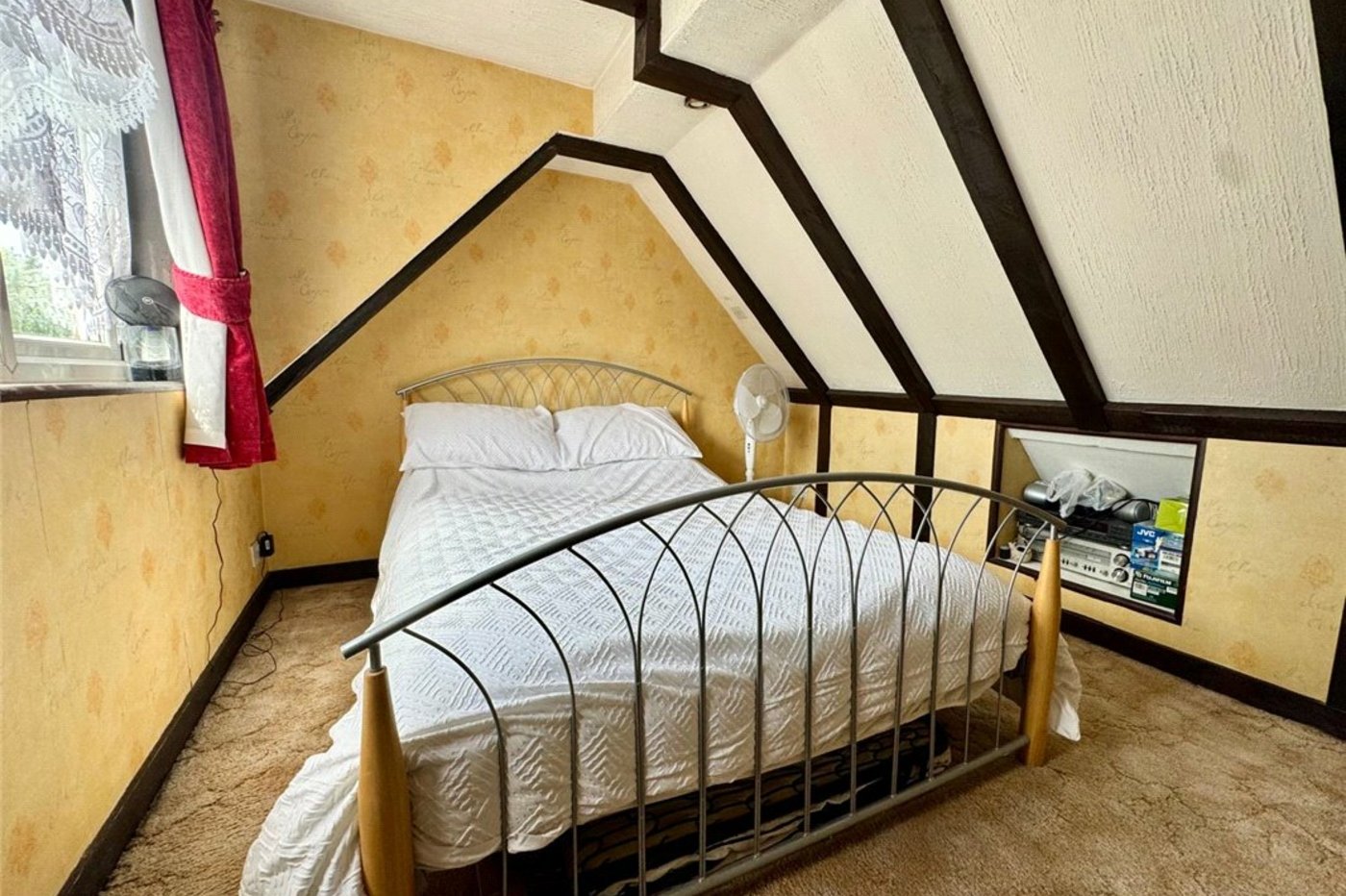 2 bedroom house for sale in Orpington | Robinson Jackson