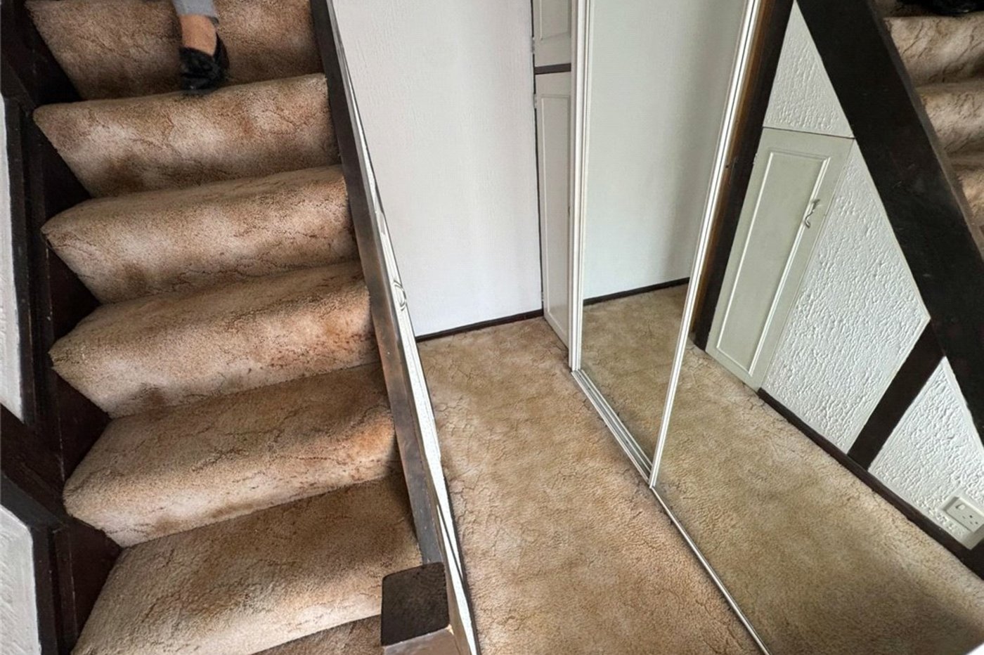 2 bedroom house for sale in Orpington | Robinson Jackson