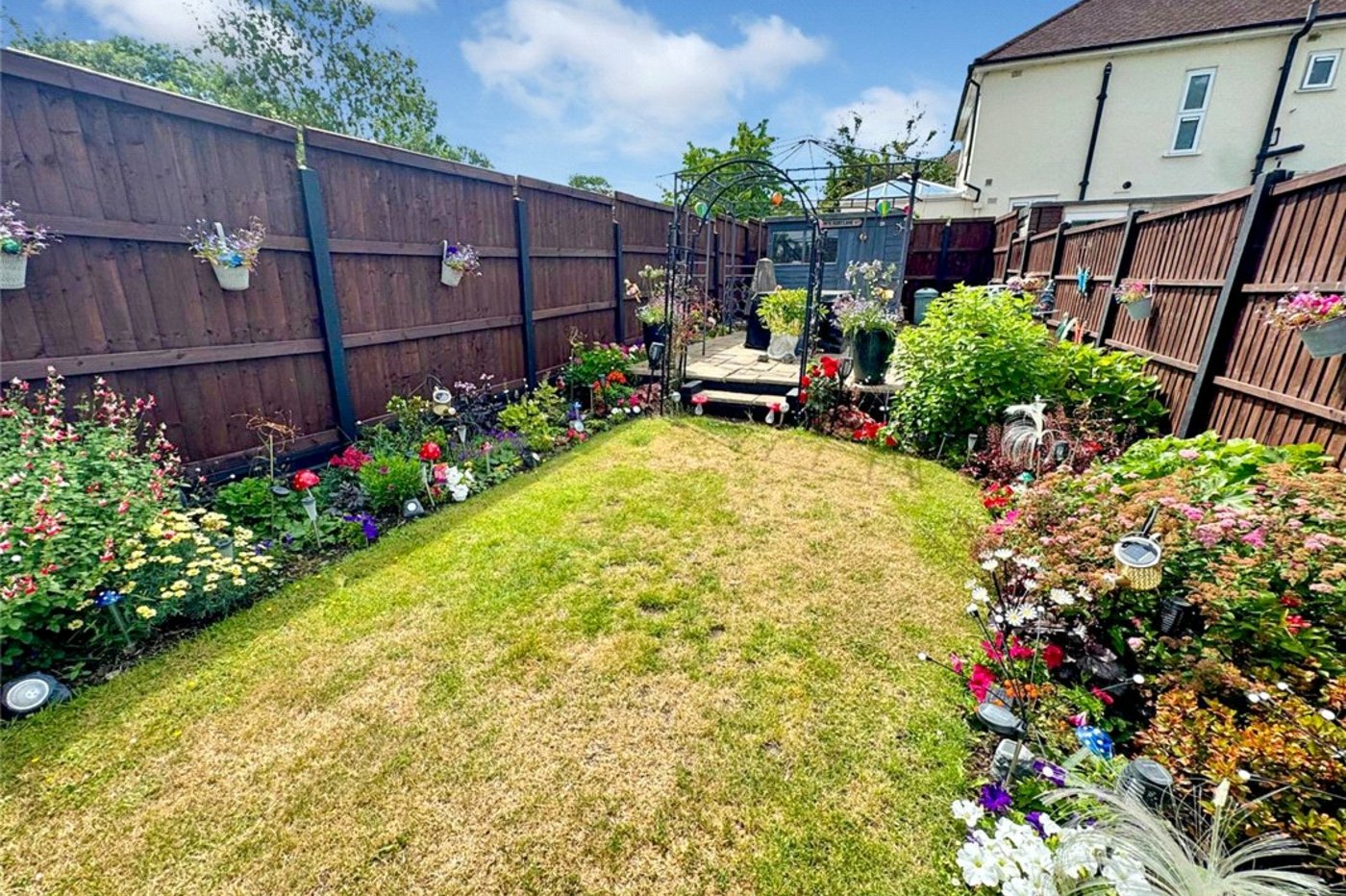 2 bedroom house for sale in Orpington | Robinson Jackson