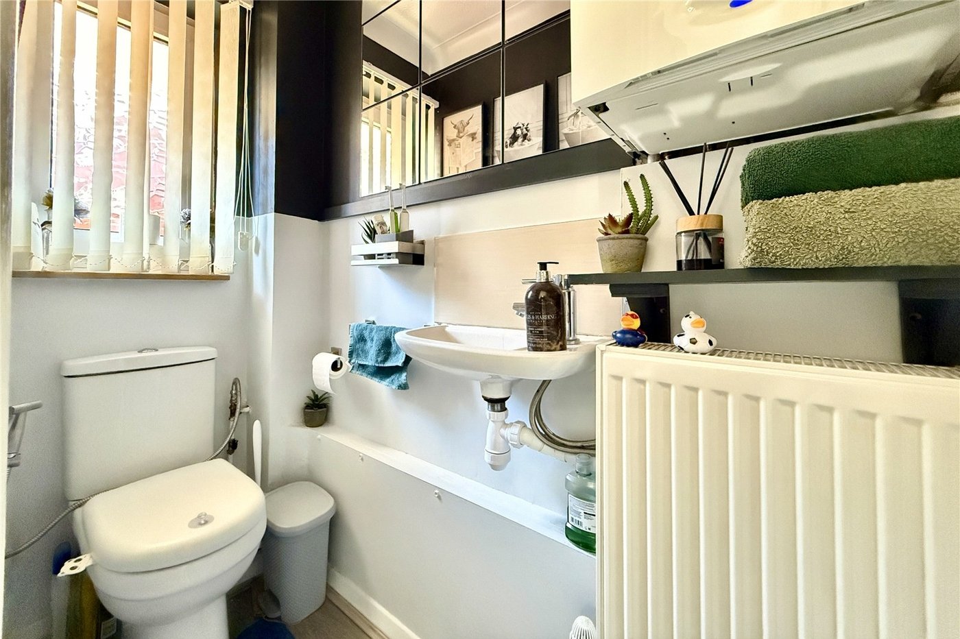 3 bedroom house for sale in West Kingsdown | Robinson Jackson