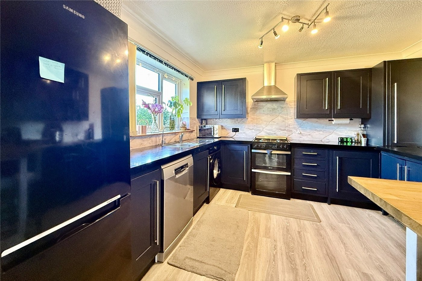 3 bedroom house for sale in West Kingsdown | Robinson Jackson