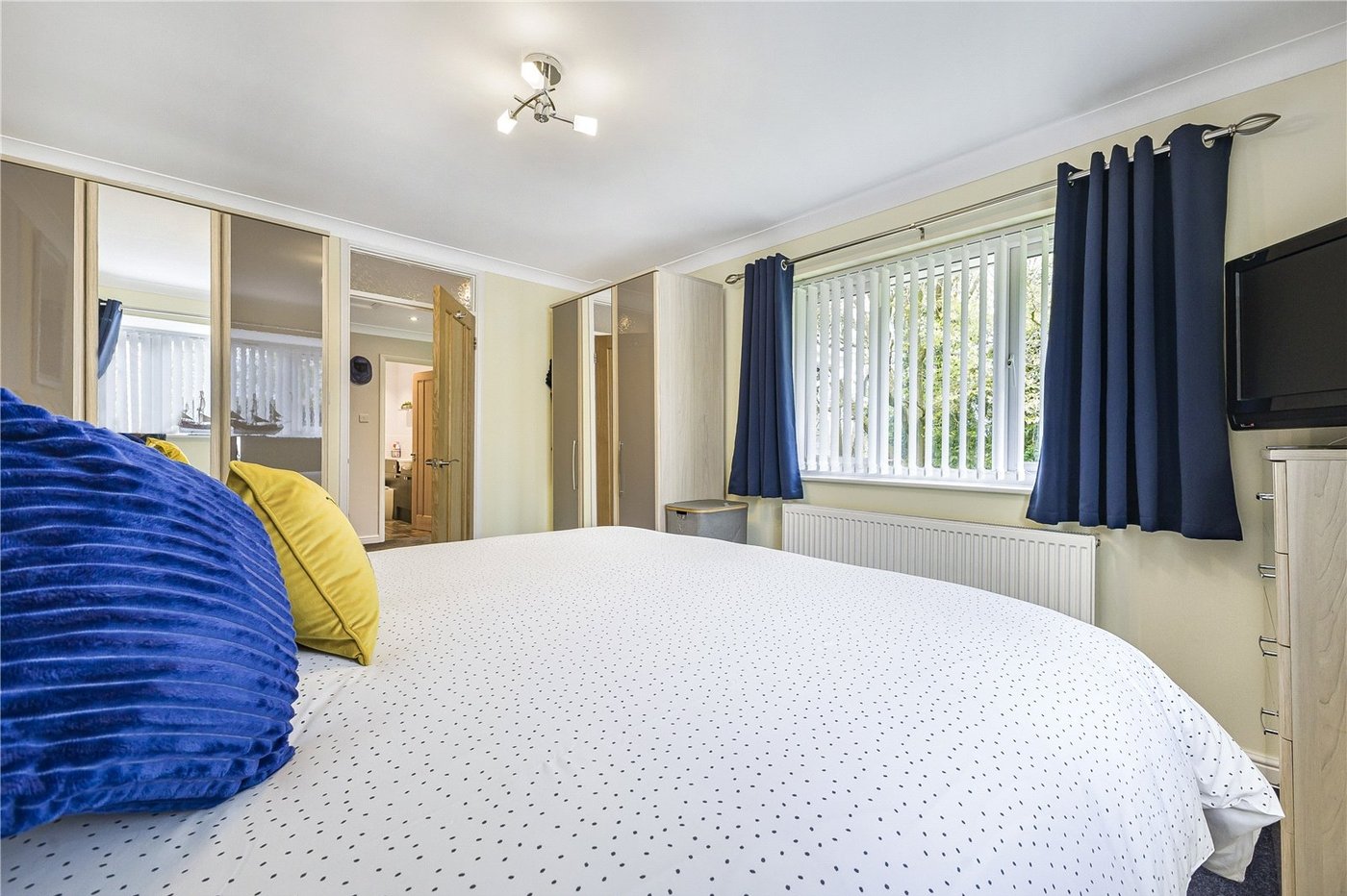 3 bedroom bungalow for sale in West Kingsdown | Robinson Jackson