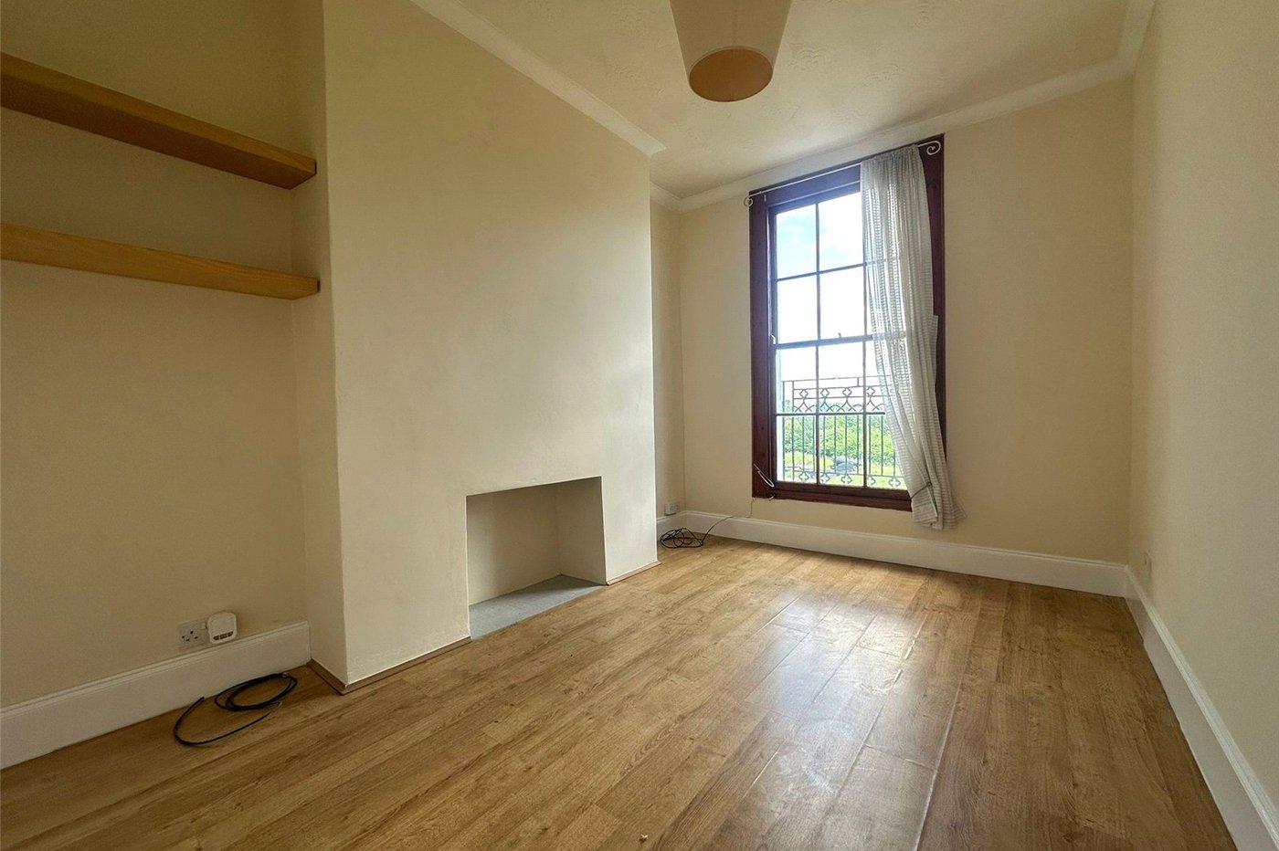 1 bedroom property for sale in Gravesend | Robinson Michael & Jackson