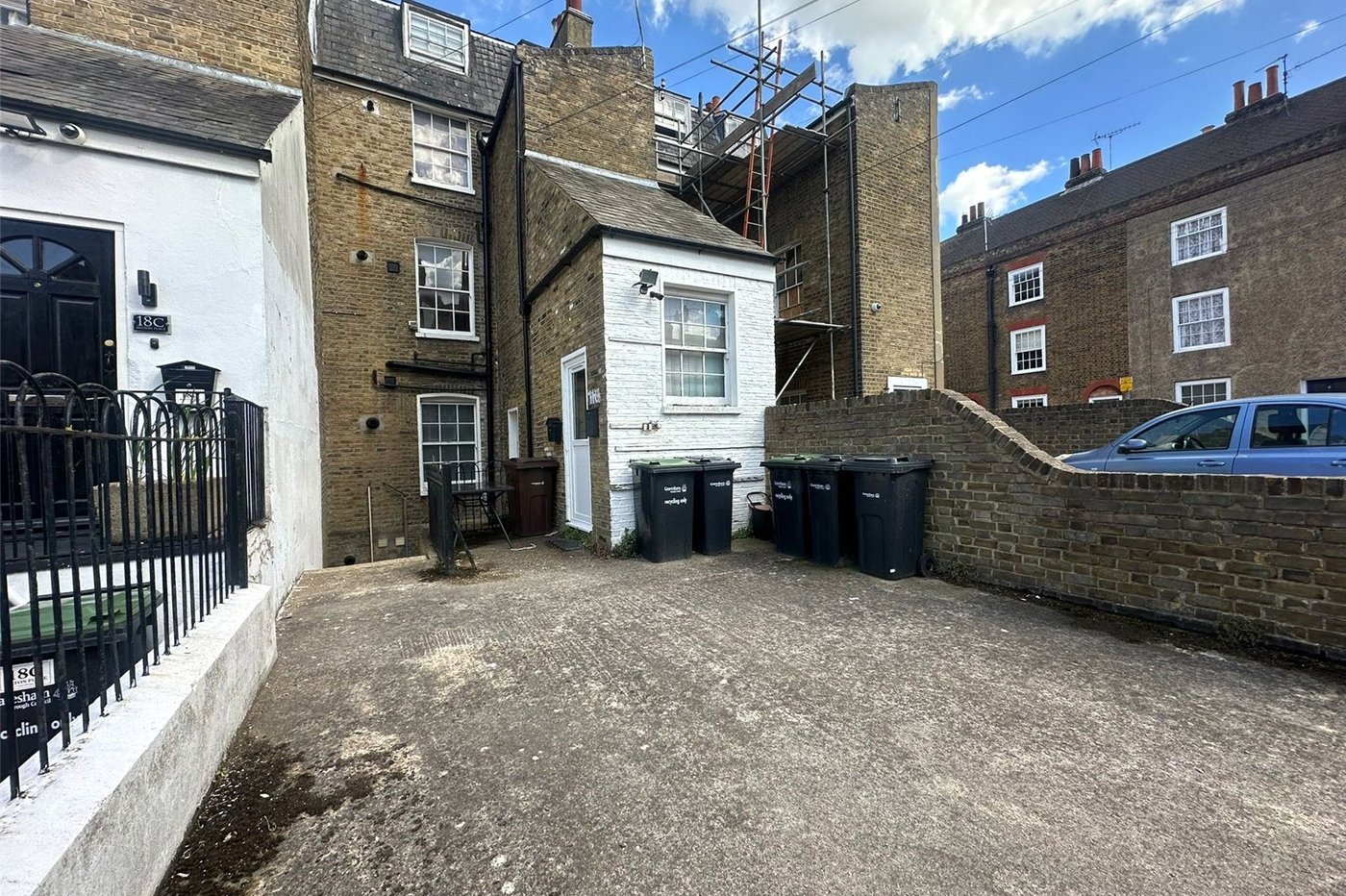 1 bedroom property for sale in Gravesend | Robinson Michael & Jackson