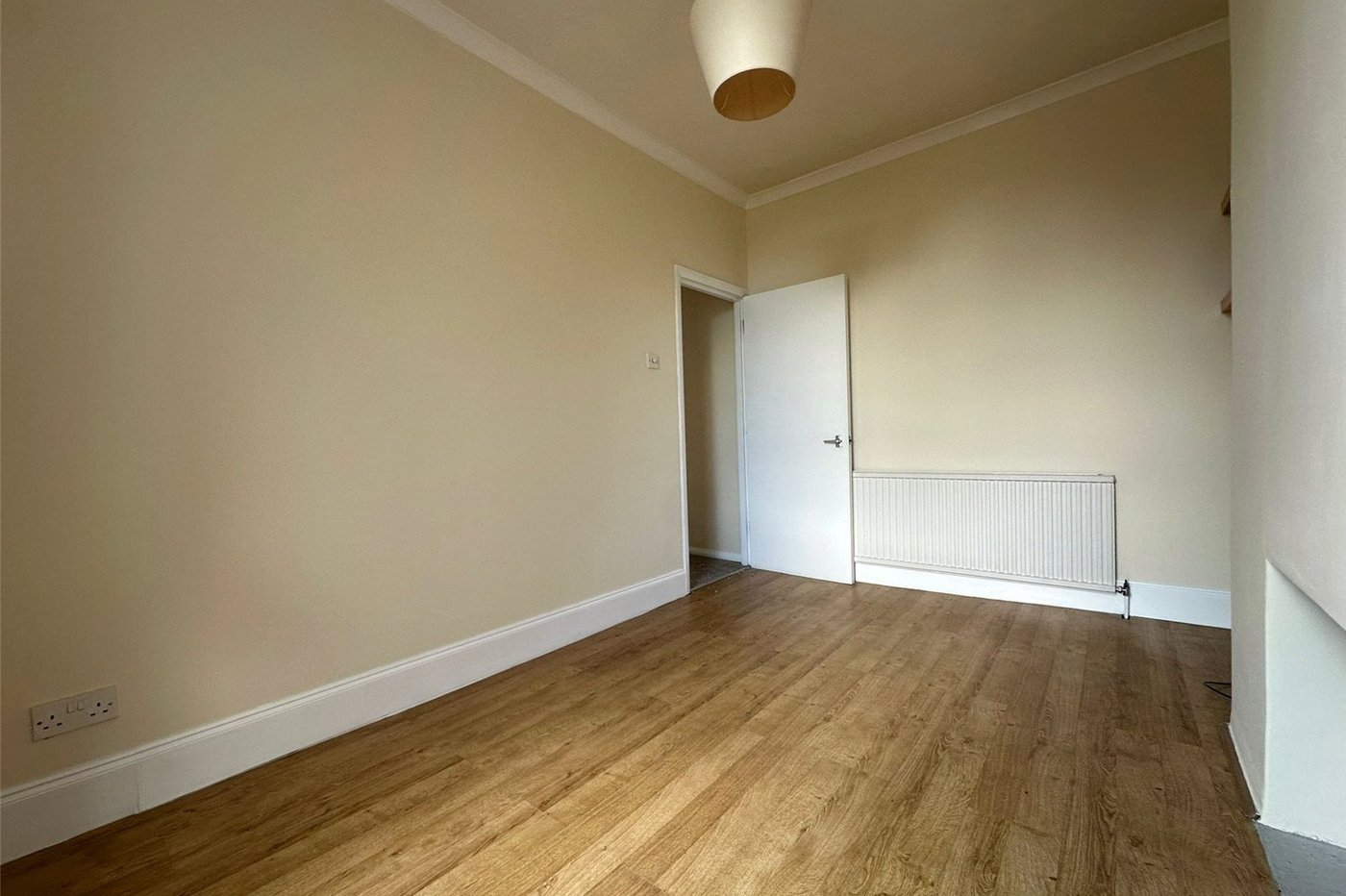 1 bedroom property for sale in Gravesend | Robinson Michael & Jackson