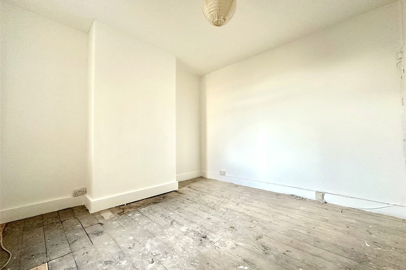 2 bedroom house for sale in Swanscombe | Robinson Jackson