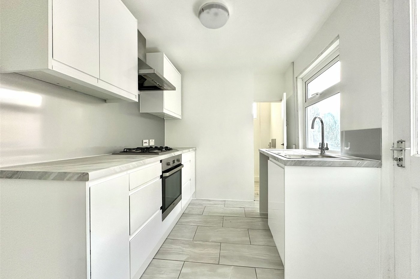 2 bedroom house for sale in Swanscombe | Robinson Jackson