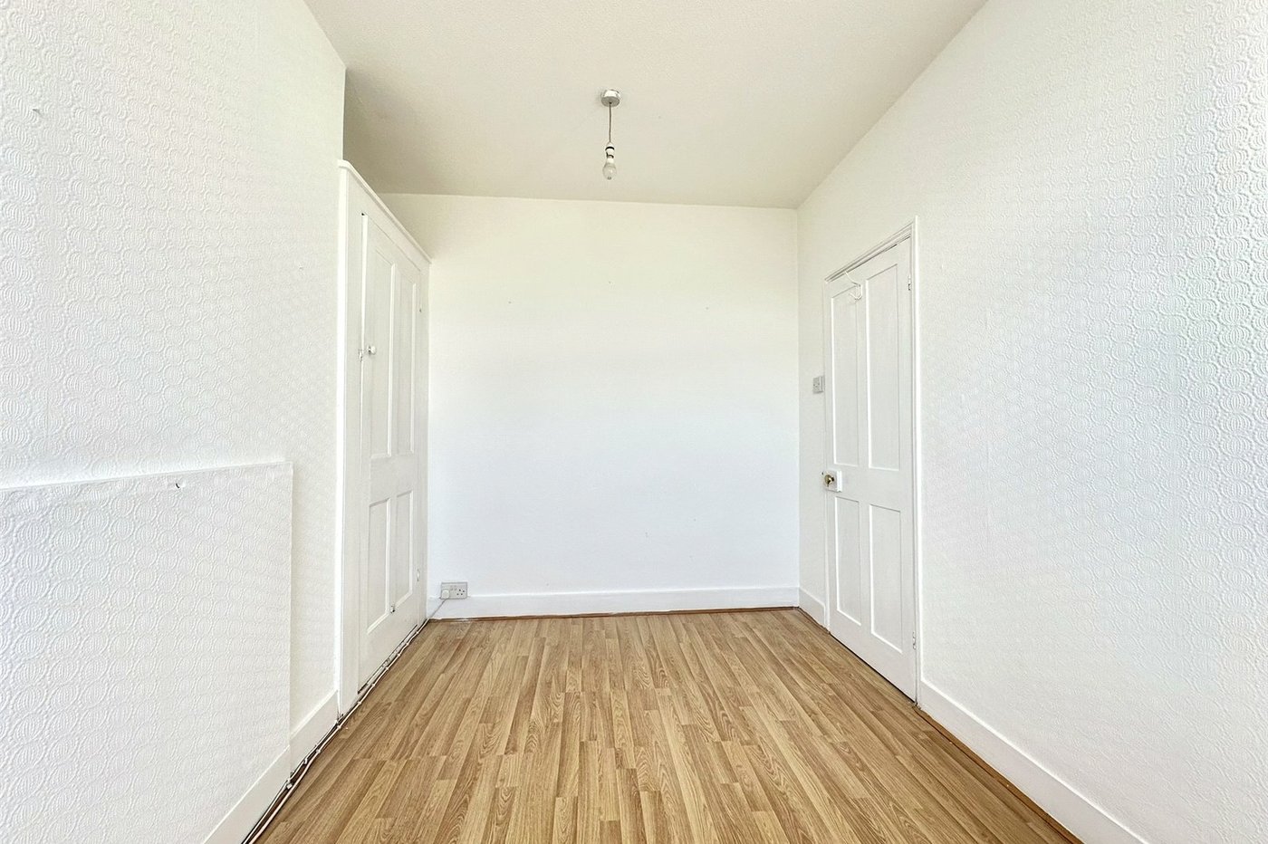 2 bedroom house for sale in Swanscombe | Robinson Jackson