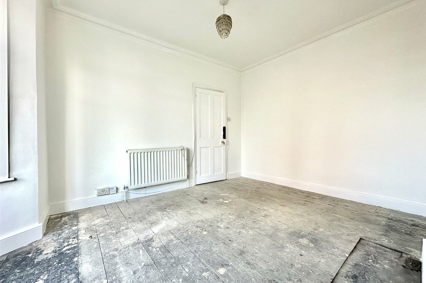 2 bedroom house for sale in Swanscombe | Robinson Jackson