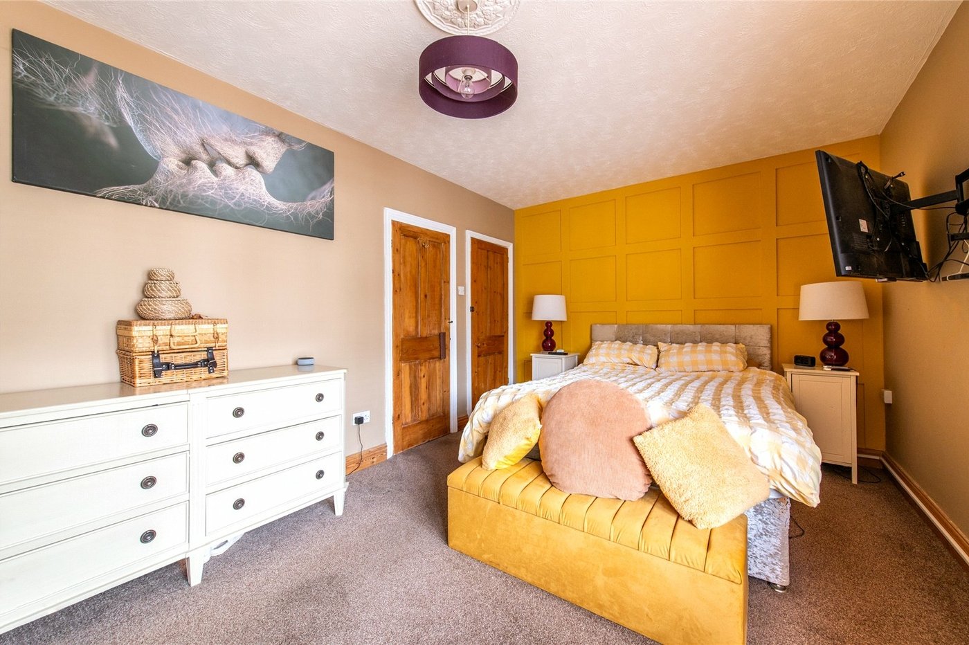 2 bedroom house for sale in Maidstone | Robinson Michael & Jackson