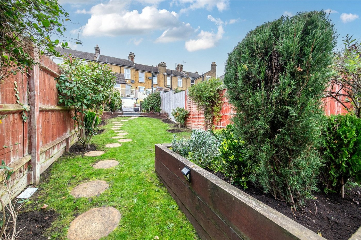 2 bedroom house for sale in Maidstone | Robinson Michael & Jackson