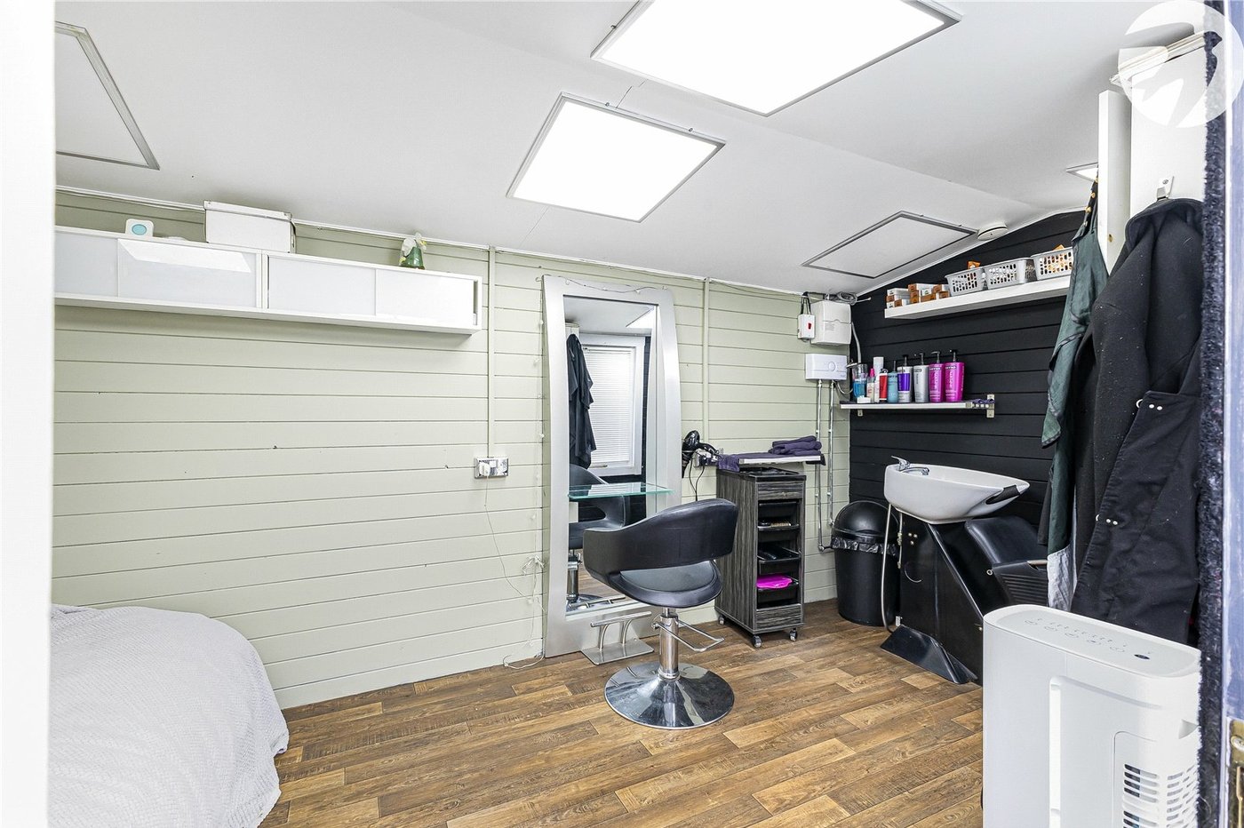 4 bedroom house for sale in Swanscombe | Robinson Jackson