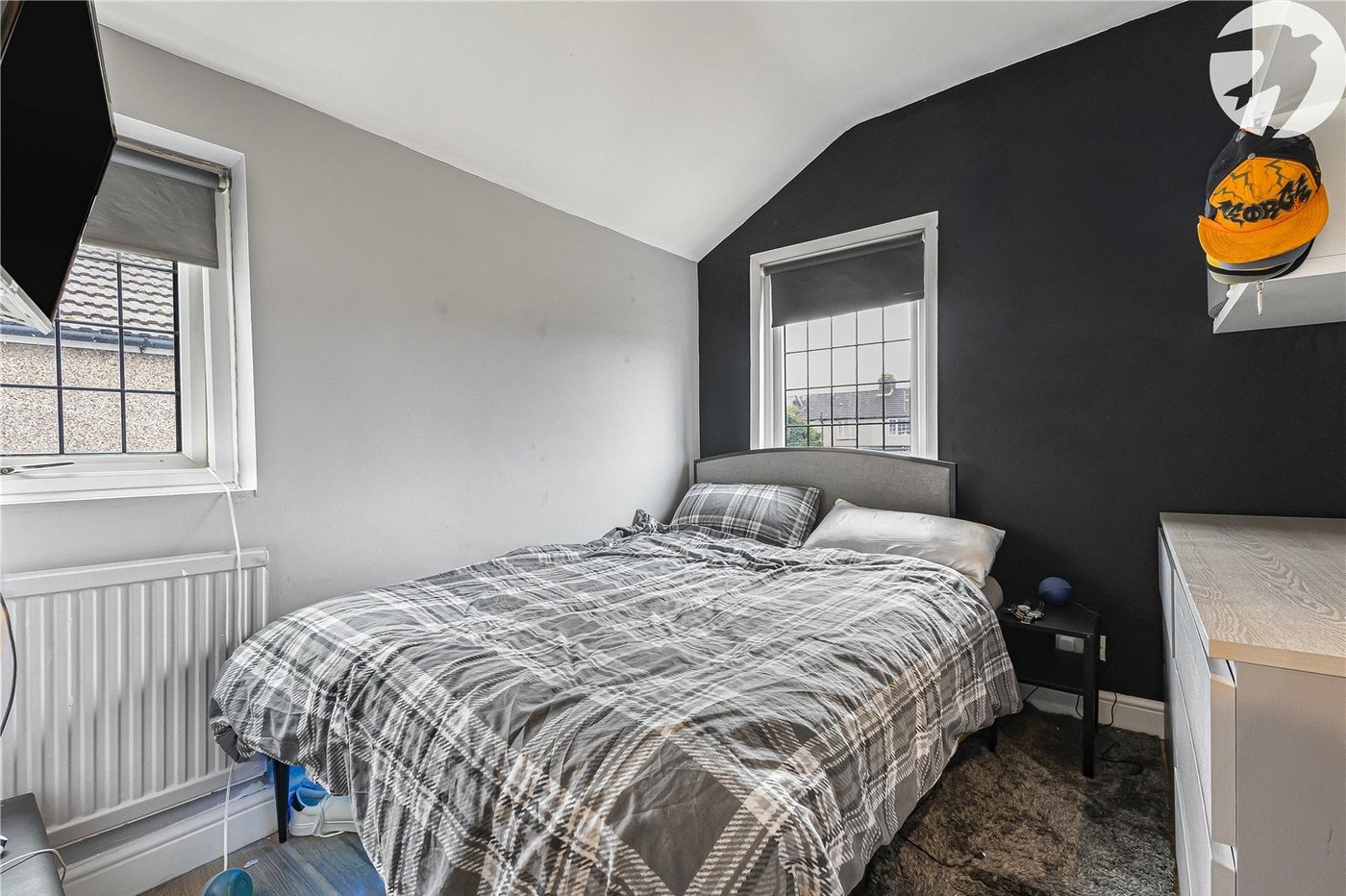 4 bedroom house for sale in Swanscombe | Robinson Jackson