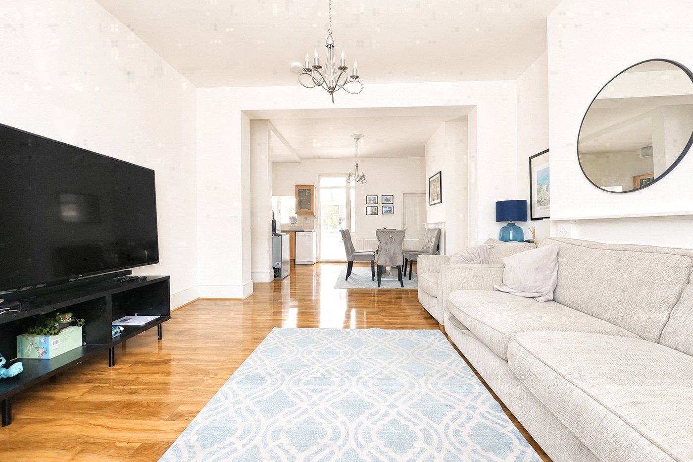 4 bedroom house for sale in London | Robinson Jackson