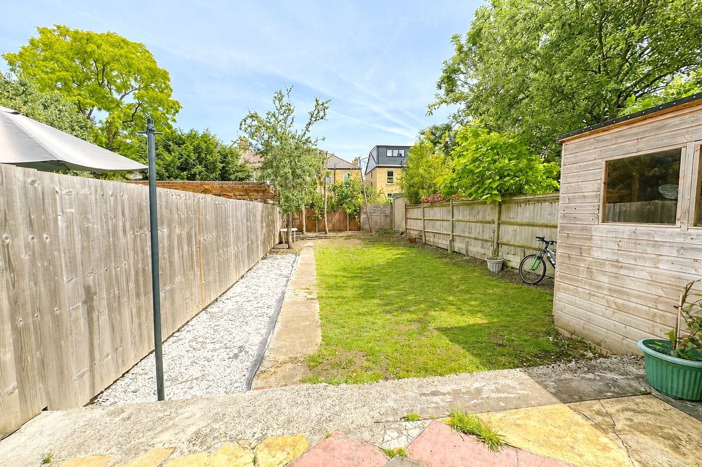4 bedroom house for sale in London | Robinson Jackson